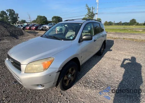2006 Toyota Rav4 из США, поврежденный, VIN JTMBD33V265007906